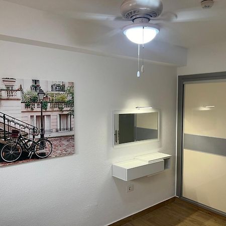 Garden City Apartment Privado Playa Feñabe Екстериор снимка