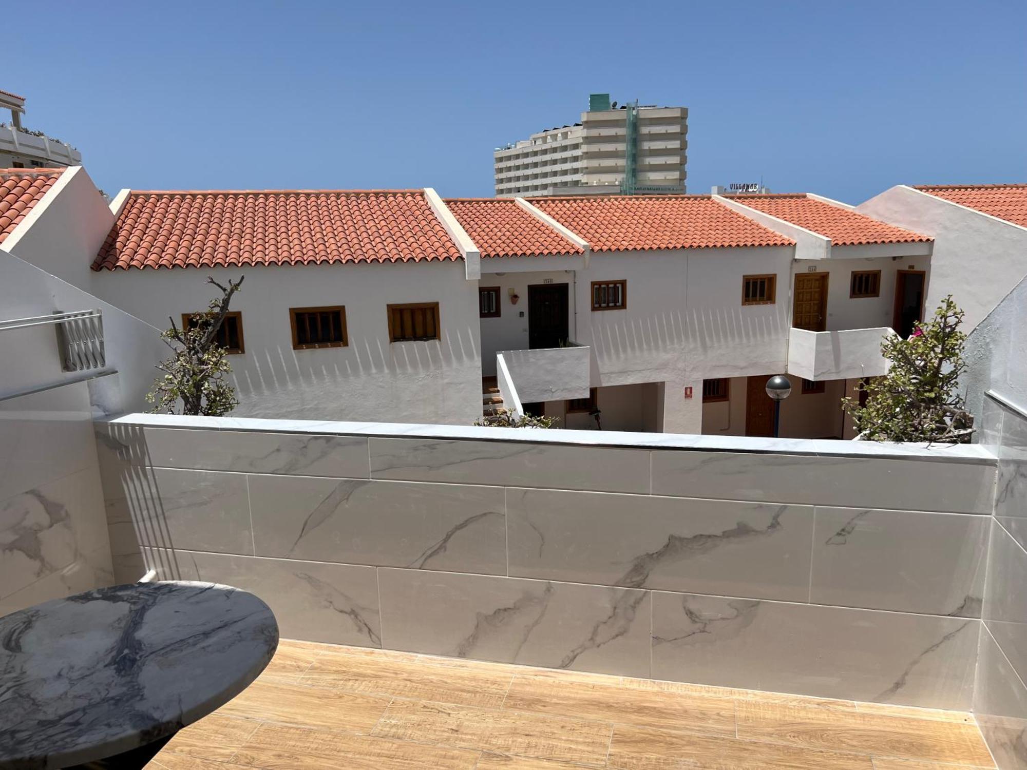 Garden City Apartment Privado Playa Feñabe Екстериор снимка